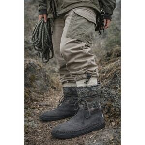 TOMS Nepal Mid Calf Boots Grey Suede Faux Fur Southwest W8.5 Gorpcore Granola